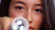 Hollow Flashlight Invented by 14-Year-Old Girl